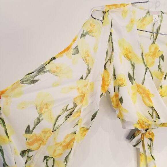 Luxxel Lemon Yellow Floral Cropped Cold Shoulder Wrap Blouse Lined Size M - Picture 6 of 13